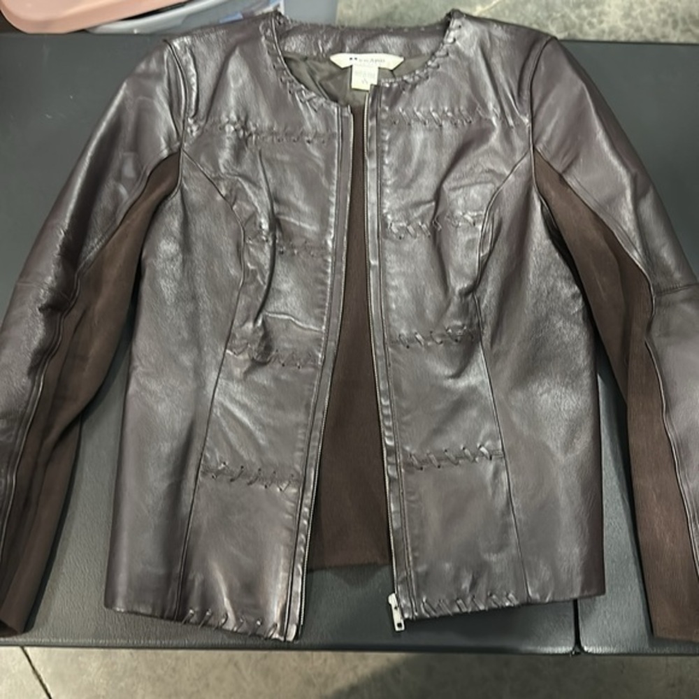 Nygard collection women’s dark brown genuine leather front w/knit back size 8